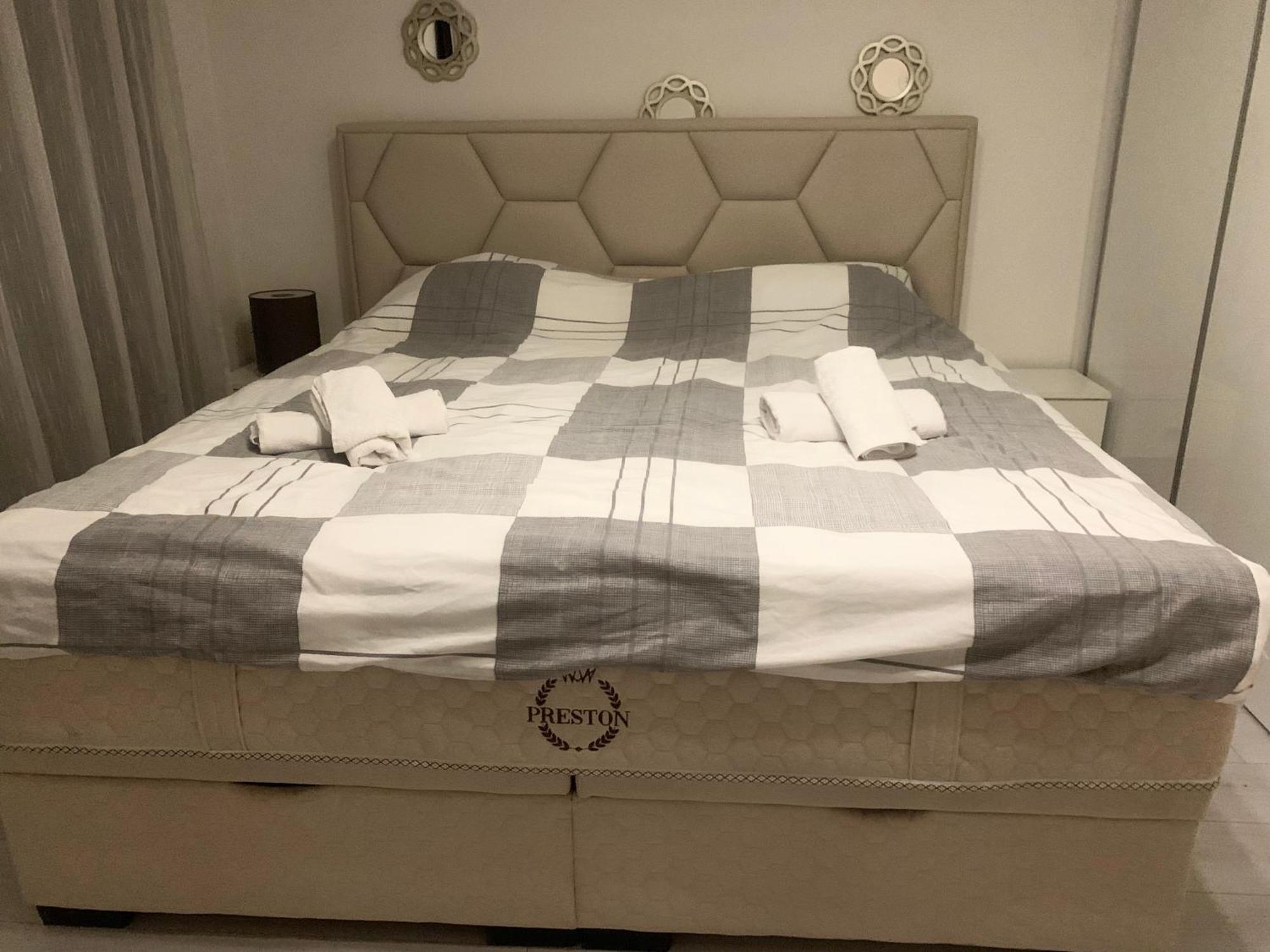 Colors Apartment Sarajevo Ngoại thất bức ảnh